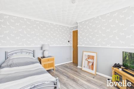 3 bedroom Semi-detached house for sale in Calderdale, Hull, HU7