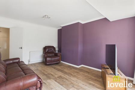 2 bedroom Semi-detached bungalow for sale in Brooklands Park, Cottingham, HU16