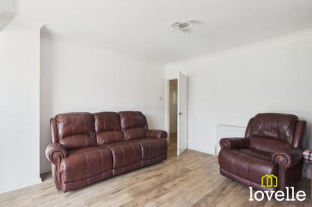 2 bedroom Semi-detached bungalow for sale in Brooklands Park, Cottingham, HU16