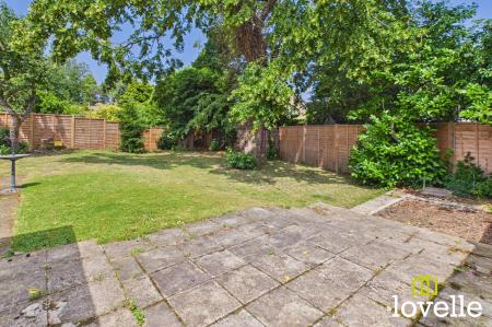 2 bedroom Semi-detached bungalow for sale in Brooklands Park, Cottingham, HU16