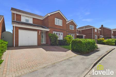 4 bedroom Detached house for sale in Manor Garth, Skidby, HU16