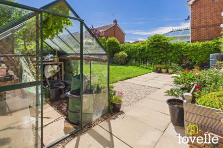 4 bedroom Detached house for sale in Manor Garth, Skidby, HU16