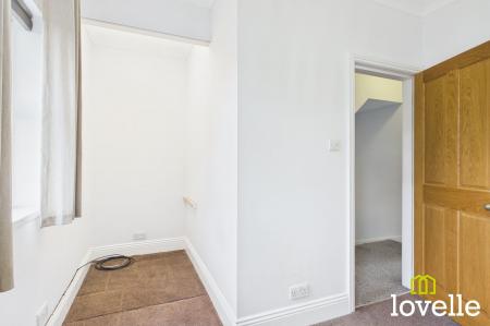 3 bedroom Terraced House for sale in Park Row, Hessle, HU13