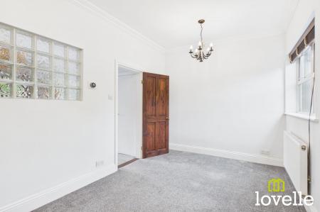 3 bedroom Terraced House for sale in Park Row, Hessle, HU13