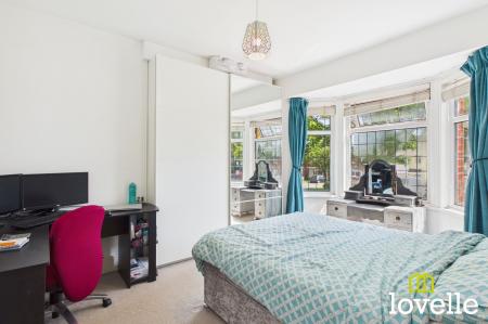 3 bedroom Semi-detached house for sale in Hall Road, Hull, HU6