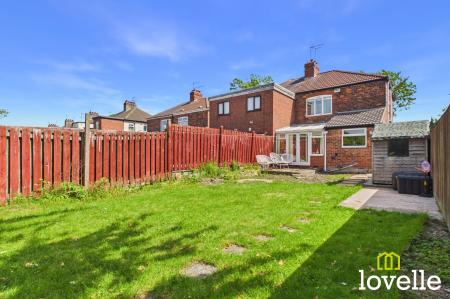 3 bedroom Semi-detached house for sale in Hall Road, Hull, HU6