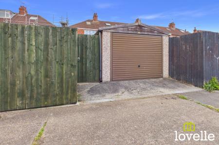 3 bedroom Terraced House for sale in Burniston Road, Hull, HU5