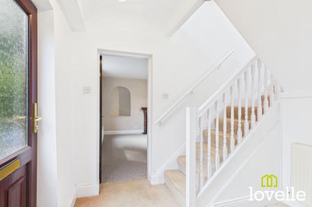 4 bedroom Terraced House for sale in Sandholme Road, Gilberdyke, HU15