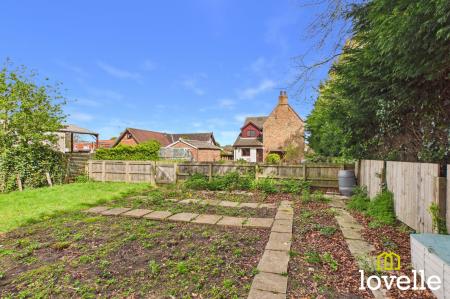 4 bedroom Terraced House for sale in Sandholme Road, Gilberdyke, HU15