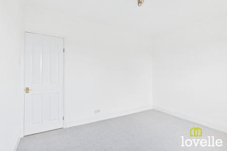 4 bedroom Terraced House for sale in Sandholme Road, Gilberdyke, HU15
