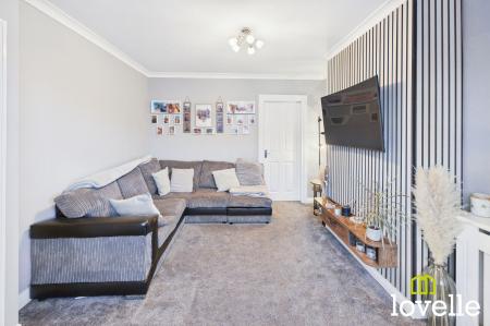 2 bedroom Terraced House for sale in Lamorna Avenue, Hull, HU8