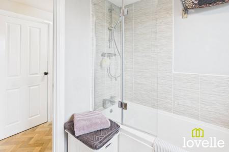 3 bedroom Flat for sale in Jack Harrison Avenue, Cottingham, HU16