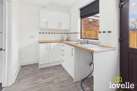 2 bedroom Terraced House for sale in Danube Road, Hull, HU5