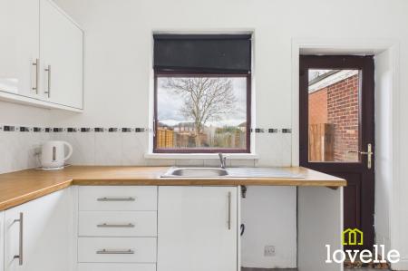 2 bedroom Terraced House for sale in Danube Road, Hull, HU5