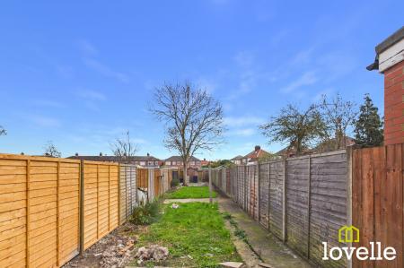 2 bedroom Terraced House for sale in Danube Road, Hull, HU5