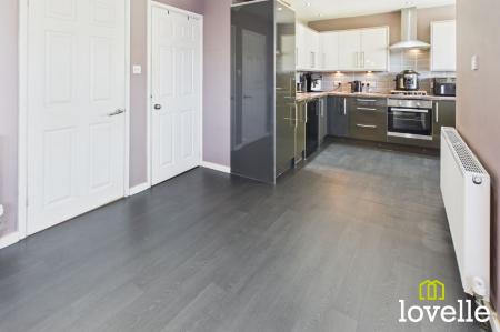 3 bedroom Semi-detached house for sale in Kerry Pit Way, Kirk Ella, HU10