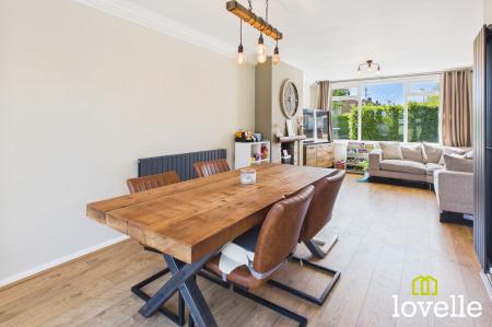 3 bedroom Semi-detached house for sale in Kerry Pit Way, Kirk Ella, HU10