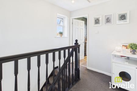 3 bedroom Semi-detached house for sale in Kerry Pit Way, Kirk Ella, HU10