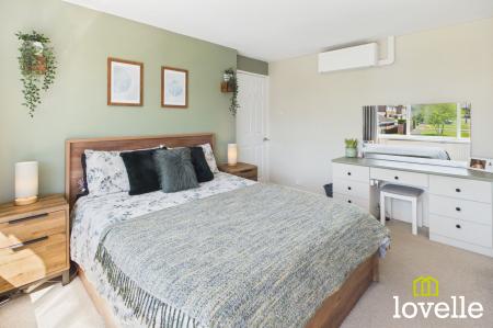 3 bedroom Semi-detached house for sale in Kerry Pit Way, Kirk Ella, HU10