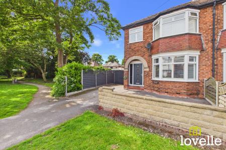3 bedroom Terraced House for sale in Beck Bank, Cottingham, HU16