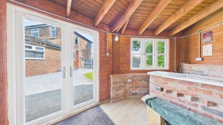 3 bedroom Terraced House for sale in Beck Bank, Cottingham, HU16