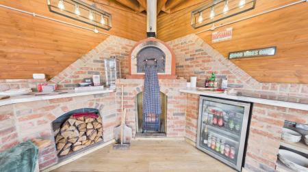 3 bedroom End of terrace house for sale in Beck Bank, Cottingham, HU16