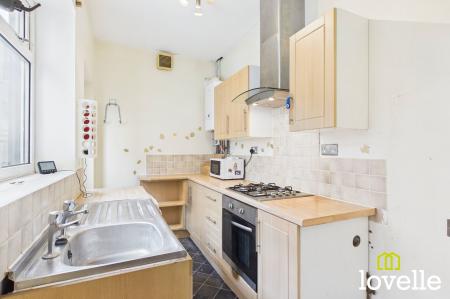2 bedroom Terraced House for sale in Mayfield Street, Hull, HU3