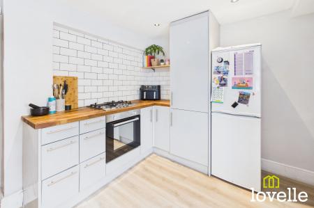 2 bedroom Terraced House for sale in Cornwall Street, Cottingham, HU16