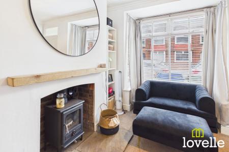 2 bedroom Terraced House for sale in Cornwall Street, Cottingham, HU16