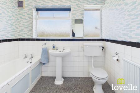3 bedroom Semi-detached house for sale in Marydene Drive, Hull, HU6
