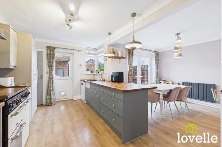 3 bedroom Terraced House for sale in Hull Road, Hull, HU5