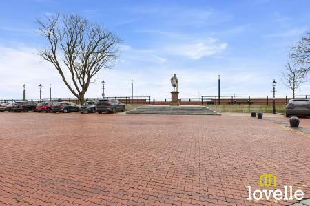 1 bedroom Flat for sale in Wellington Street, Hull, HU1