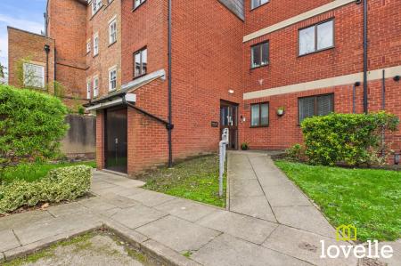 1 bedroom Flat for sale in Wellington Street, Hull, HU1