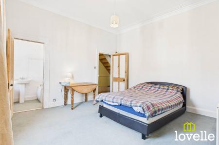 3 bedroom Terraced House for sale in Hutt Street, Hull, HU3