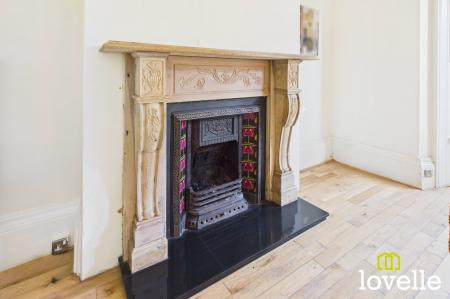 3 bedroom Terraced House for sale in Hutt Street, Hull, HU3