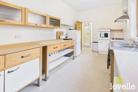 3 bedroom Terraced House for sale in Hutt Street, Hull, HU3