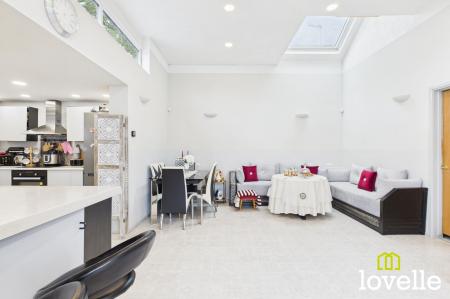 3 bedroom Detached bungalow for sale in Inglemire Lane, Cottingham, HU16