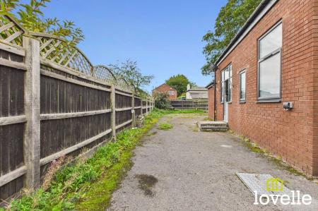 3 bedroom Detached bungalow for sale in Inglemire Lane, Cottingham, HU16