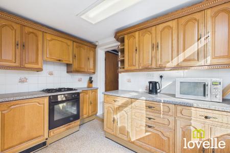 3 bedroom Semi-detached house for sale in Millhouse Woods Lane, Cottingham, HU16