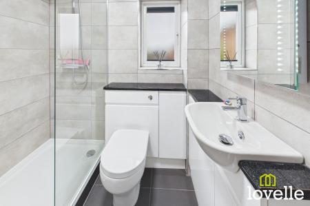 4 bedroom Detached house for sale in Manor Garth, Skidby, HU16
