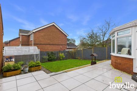 4 bedroom Detached house for sale in Manor Garth, Skidby, HU16