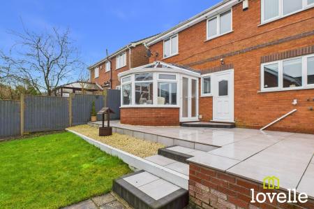 4 bedroom Detached house for sale in Manor Garth, Skidby, HU16