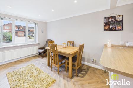 4 bedroom Detached house for sale in Manor Garth, Skidby, HU16