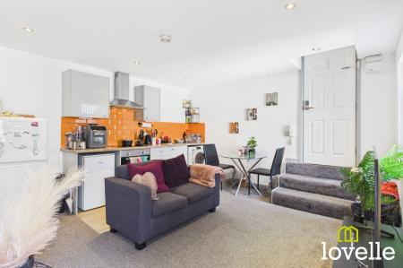 1 bedroom Flat for sale in Anlaby Road, Ferens Court, HU1