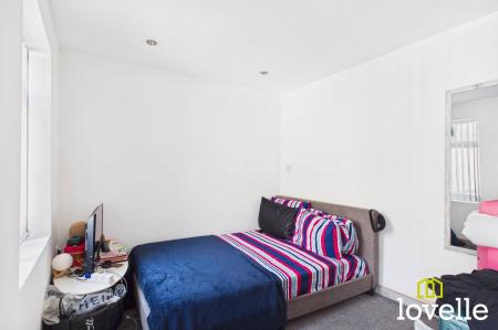 1 bedroom Flat for sale in Anlaby Road, Ferens Court, HU1
