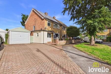 St. Davids Close, Cottingham, HU16