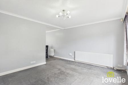 3 bedroom Semi-detached house for sale in St. Davids Close, Cottingham, HU16
