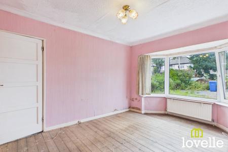 3 bedroom Semi-detached bungalow for sale in New Village Road, Cottingham, HU16