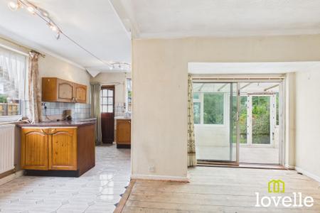 3 bedroom Semi-detached bungalow for sale in New Village Road, Cottingham, HU16