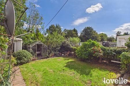 3 bedroom Semi-detached bungalow for sale in New Village Road, Cottingham, HU16
